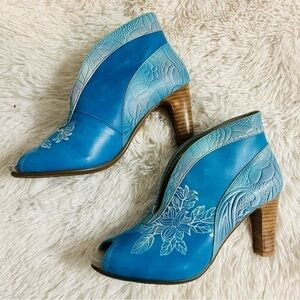 L'Artiste By Spring Step Adrina Bootie Turquoise US 8 Leather Country Western